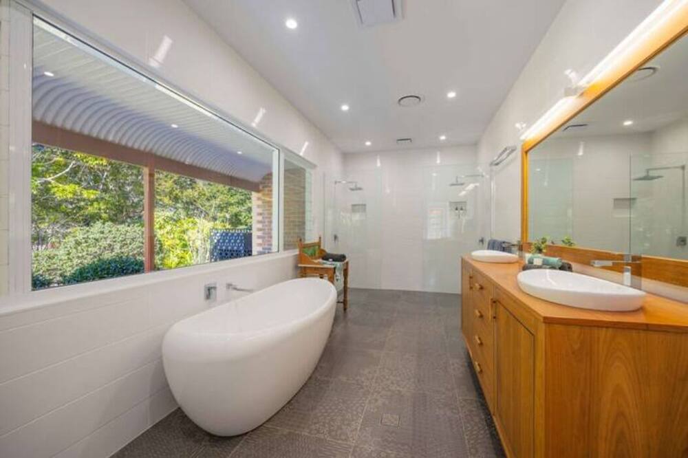 Photo of Bathroom in Lake Innes