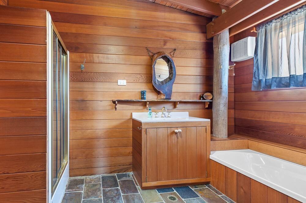 Photo of Bathroom in Potato Point