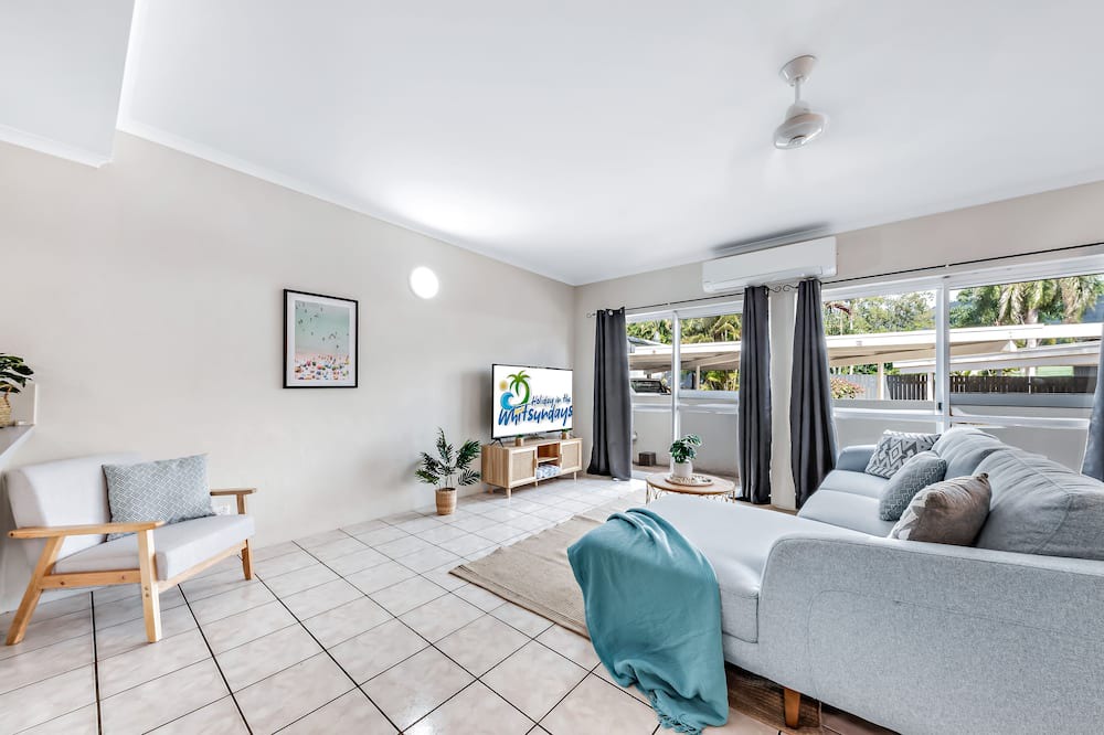 Photo of Livingroom in Jubilee Pocket