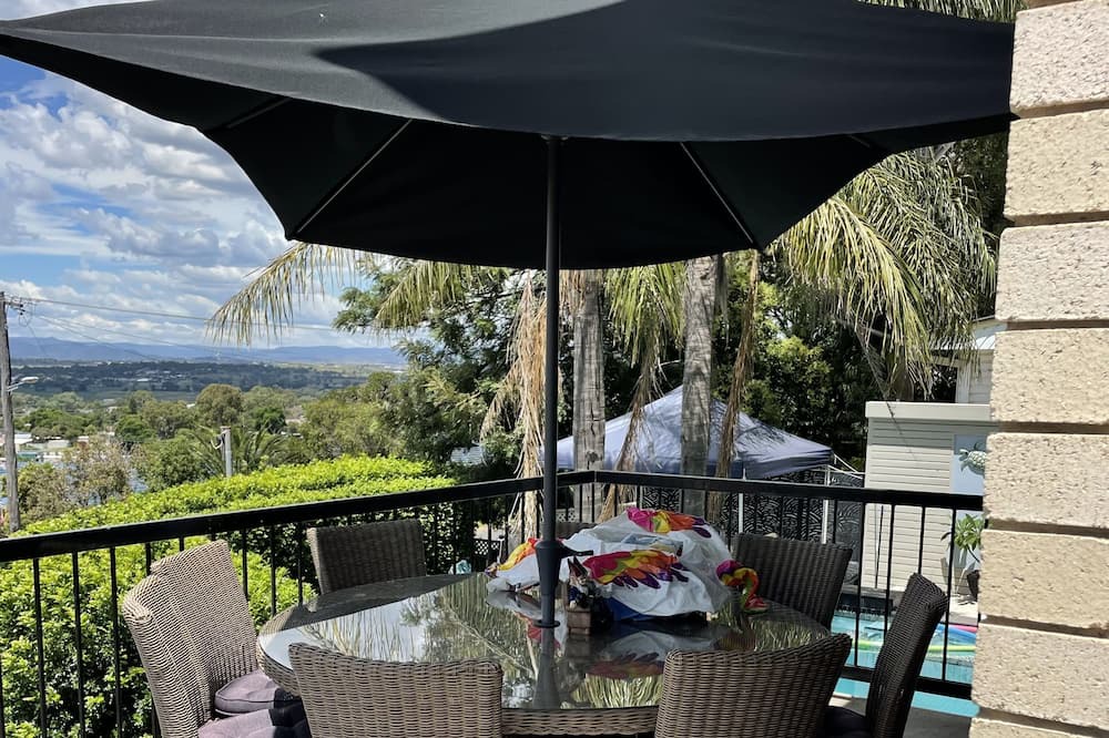 Photo of Patio Balcony in Hillvue