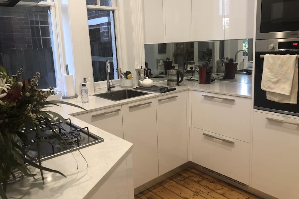Photo of Kitchen in Neutral Bay