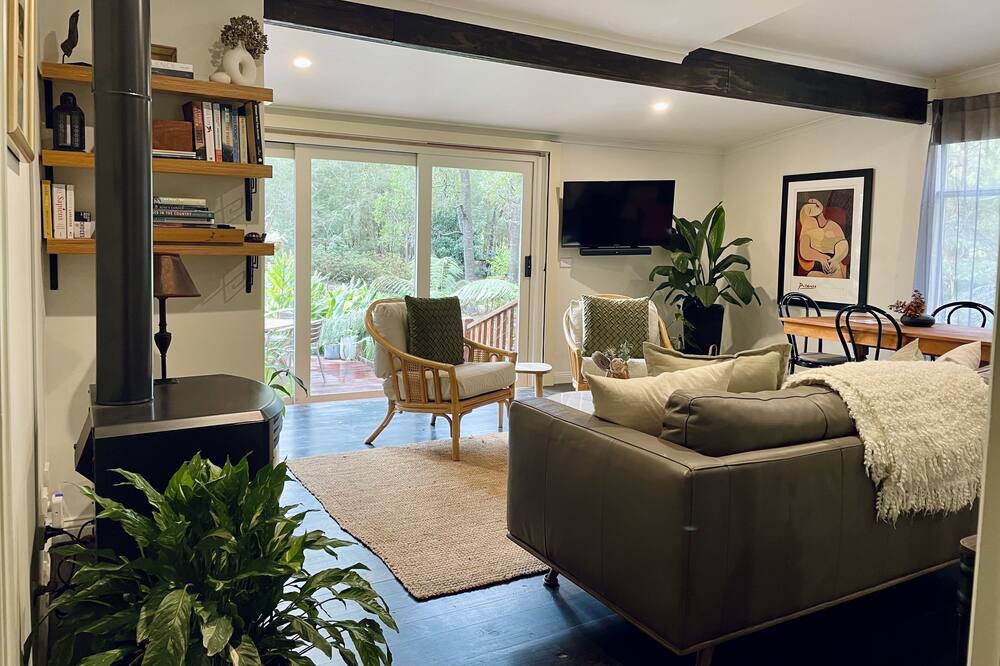 Photo of Livingroom in Badger Creek