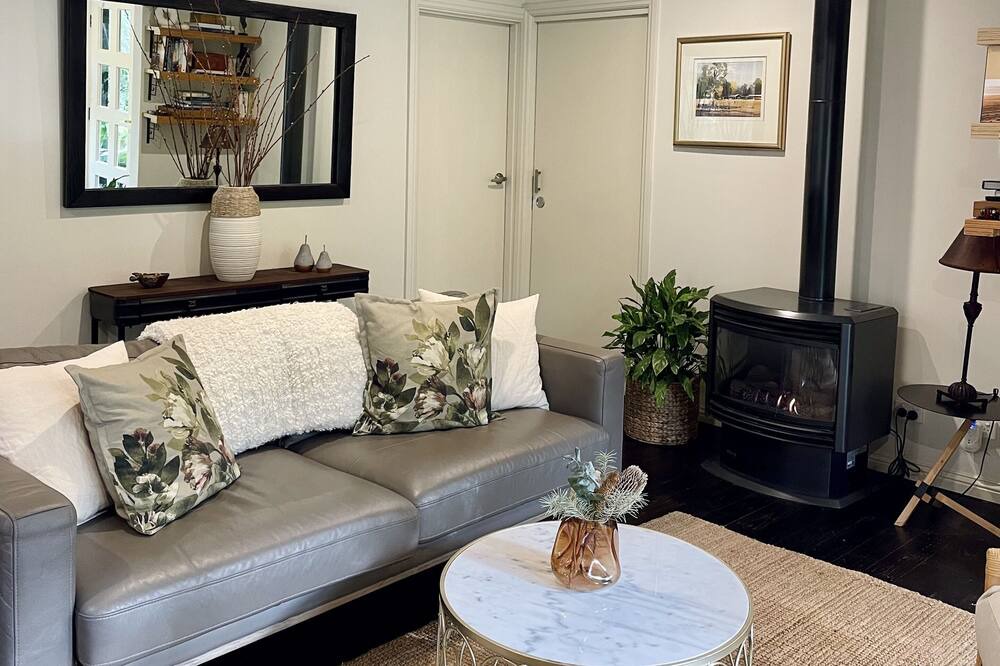 Photo of Livingroom in Badger Creek