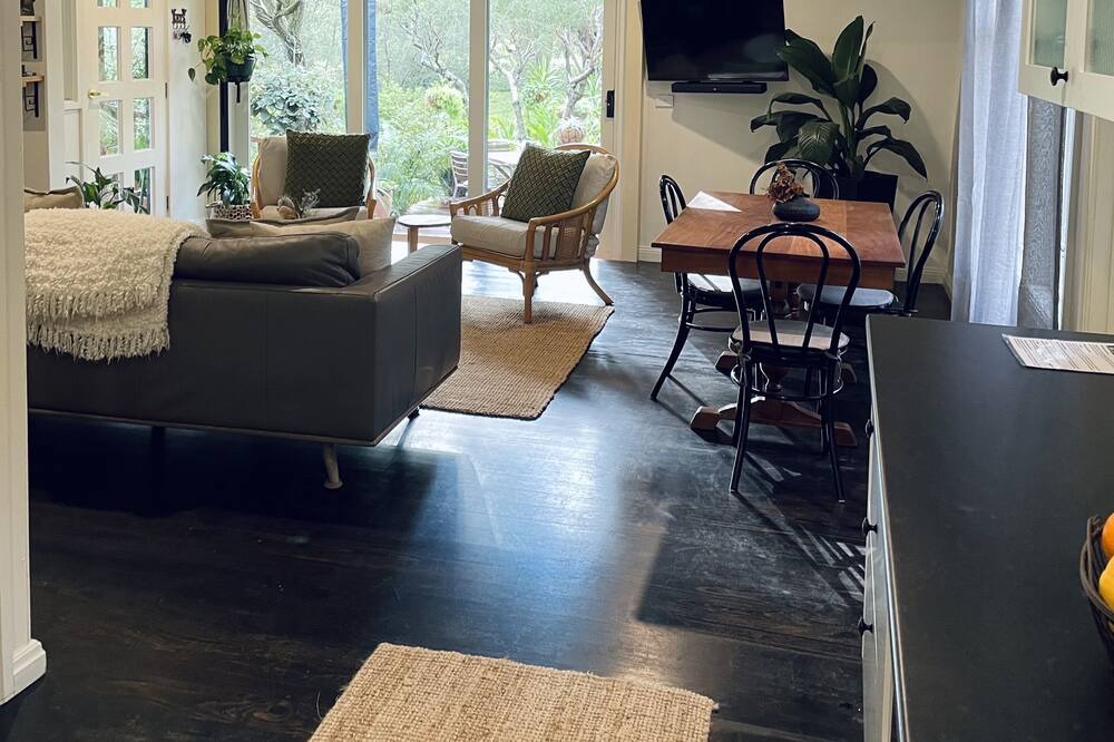 Photo of Livingroom in Badger Creek