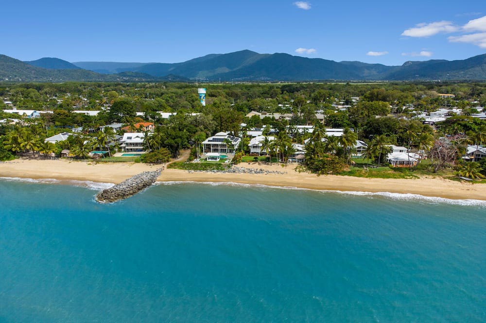 Photo of Others in Holloways Beach