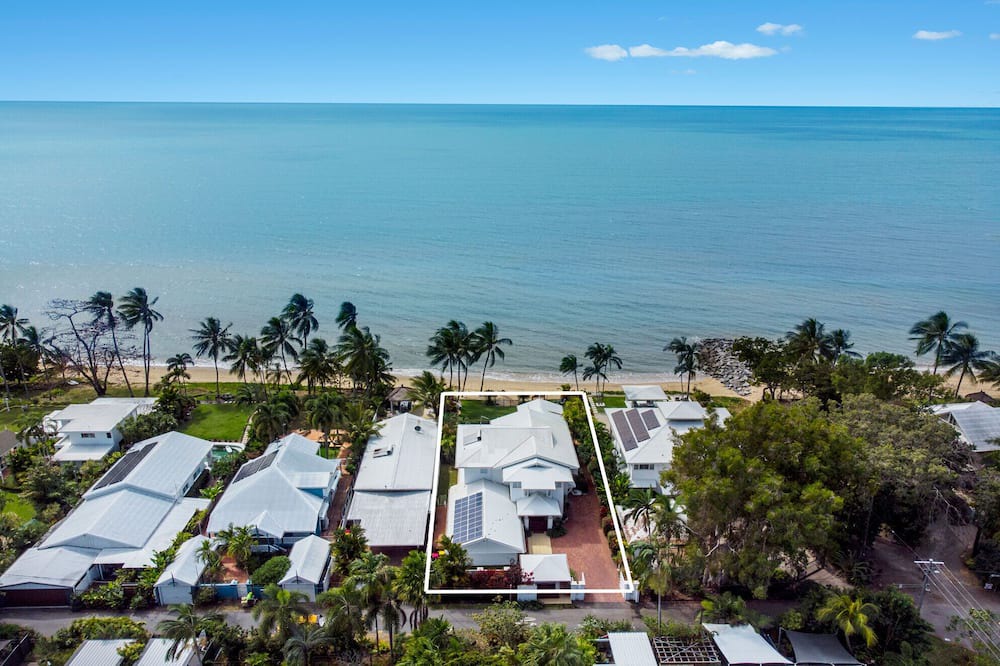 Photo of Outdoor in Holloways Beach