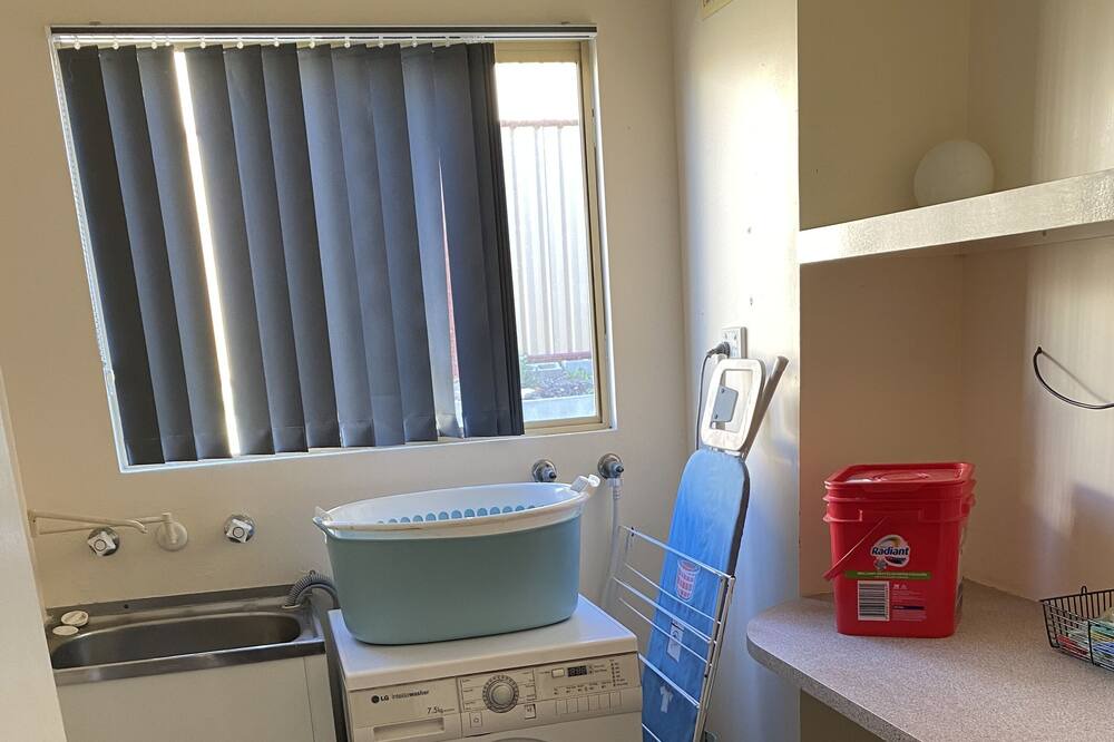 Photo of Kitchen in Green Head