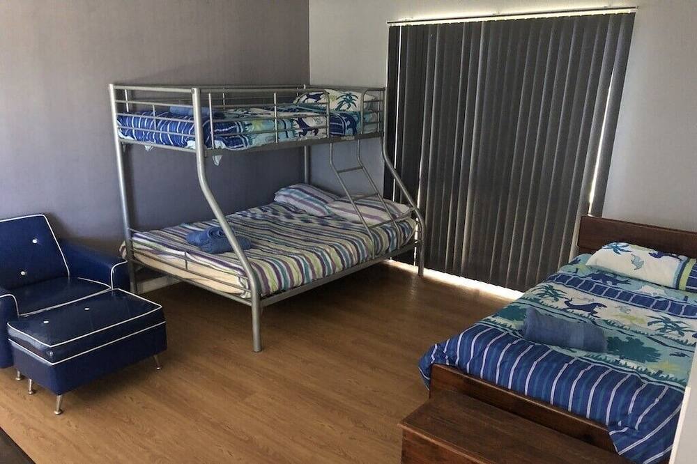 Photo of Bedroom in Green Head
