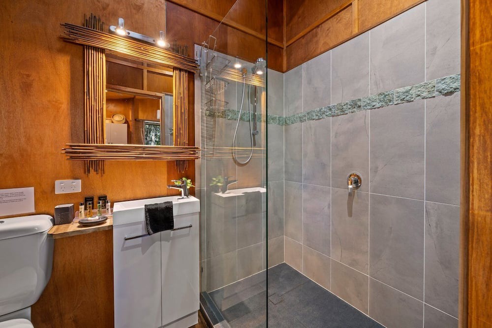 Photo of Bathroom in Tinbeerwah
