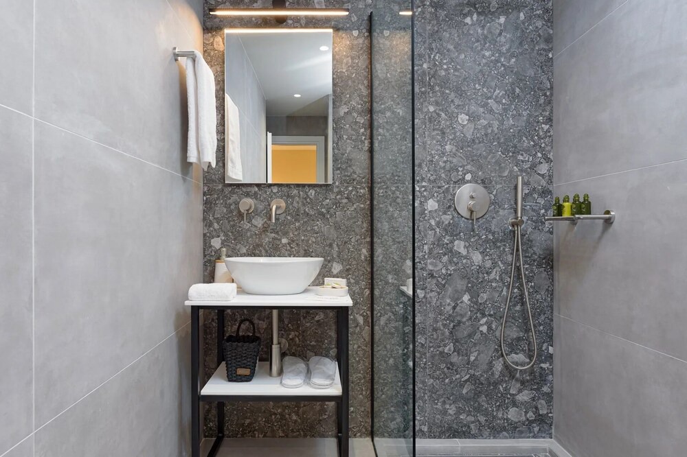 Photo of Bathroom in Koukaki