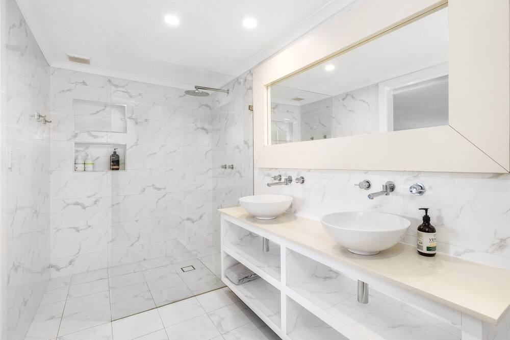Photo of Bathroom in Newport