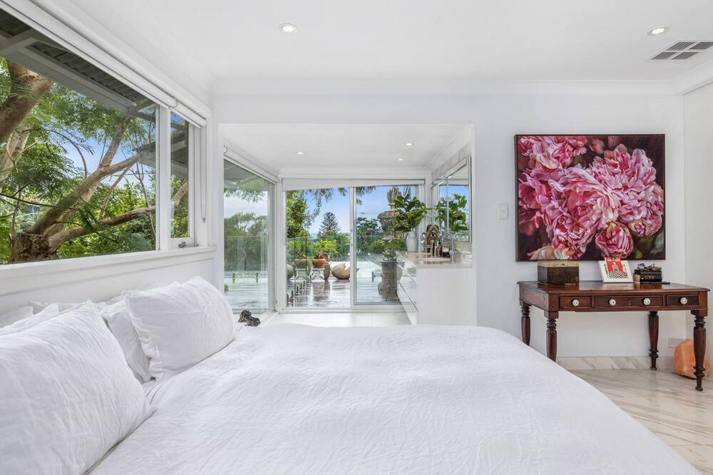Photo of Bedroom in Newport