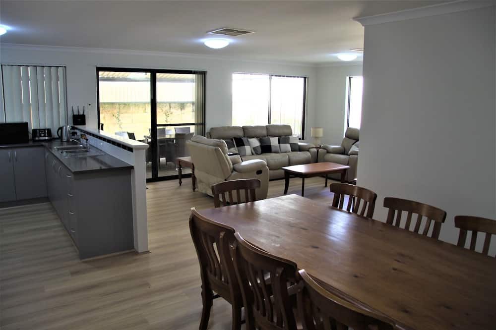 Photo of Kitchen in Byford