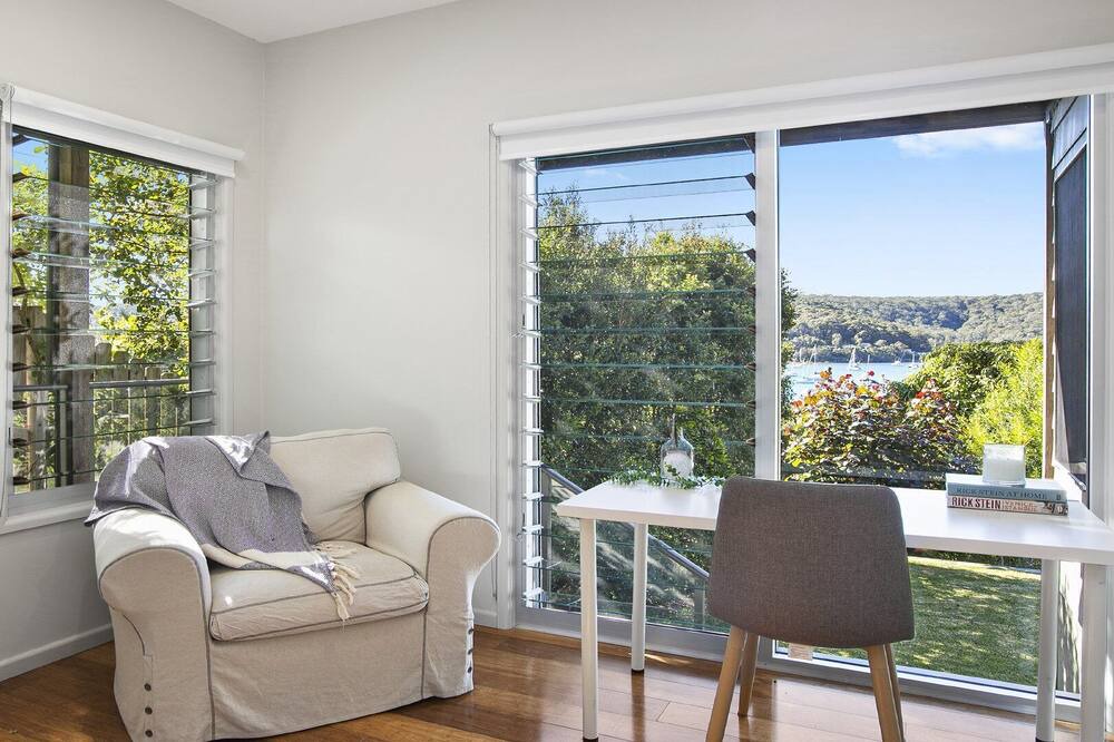 Photo of Livingroom in Hardys Bay