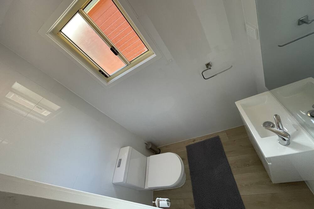 Photo of Bathroom in Wisemans Ferry