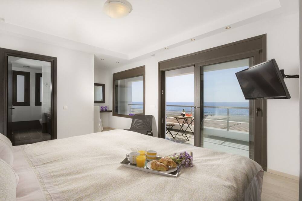 Photo of Bedroom in Lahania