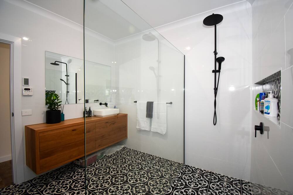 Photo of Bathroom in O'connell