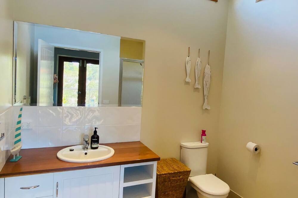 Photo of Bathroom in Camden South