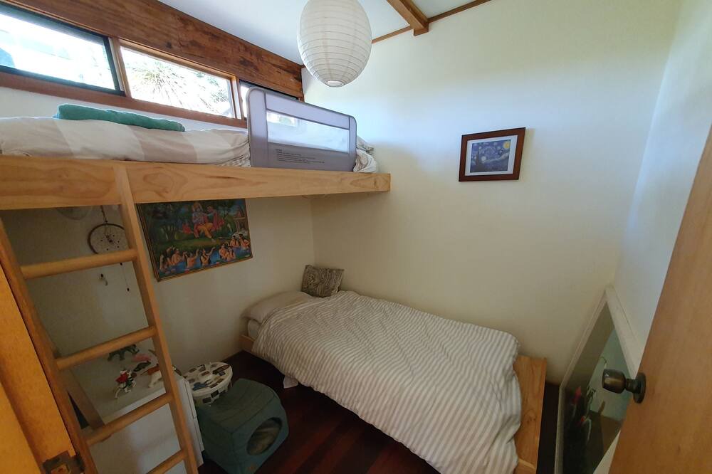 Photo of Bedroom in Bar Point