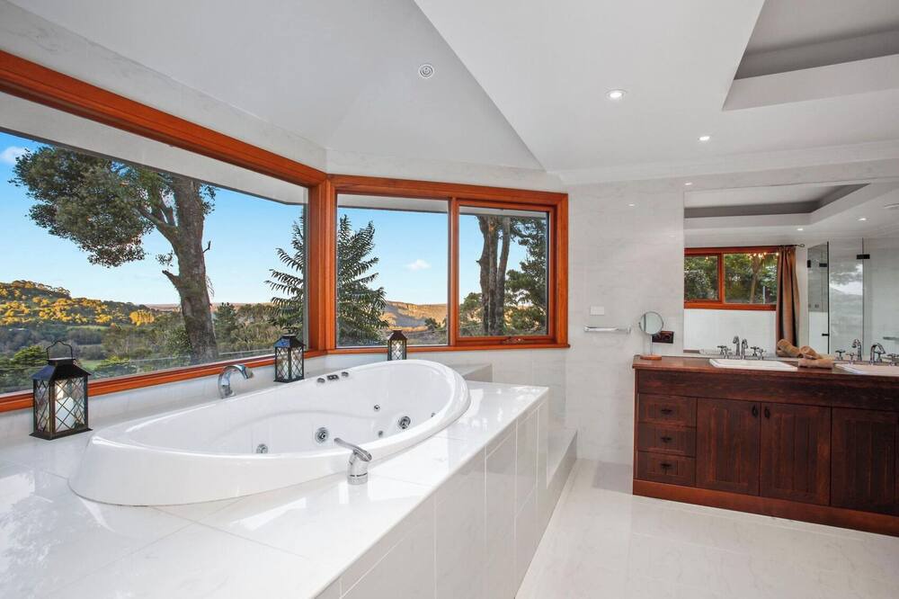 Photo of Bathroom in Robertson