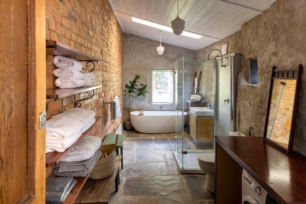 Photo of Bedroom in Mount Alexander Shire