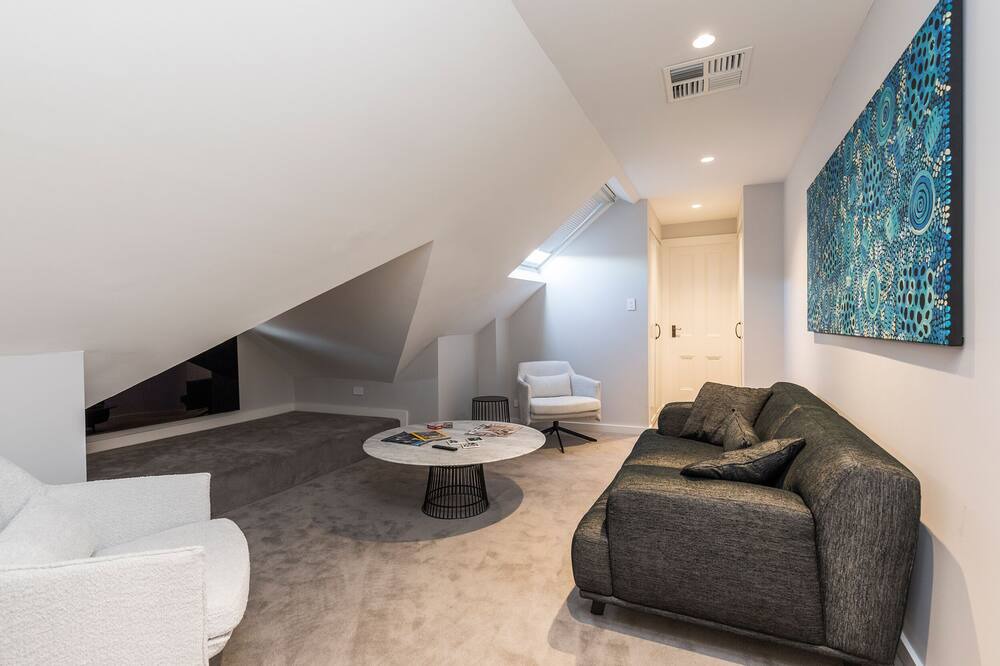 Photo of Livingroom in Darling Point