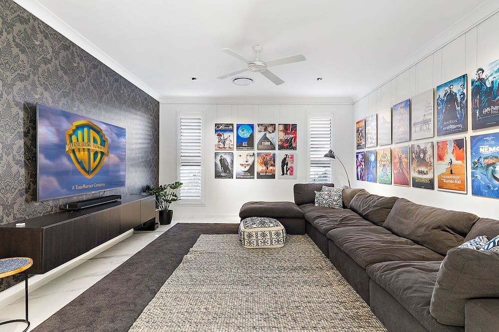 Photo of Livingroom in Twin Waters