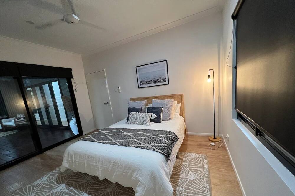 Photo of Bedroom in Cable Beach