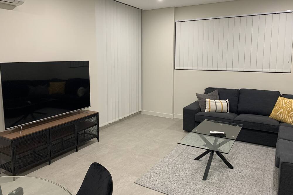 Photo of Livingroom in Kingswood