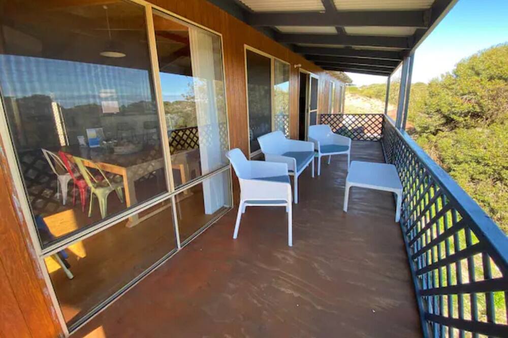 Photo of Patio Balcony in Preston Beach