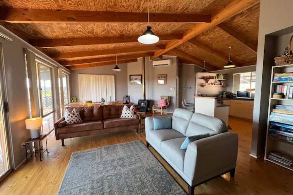 Photo of Livingroom in Preston Beach