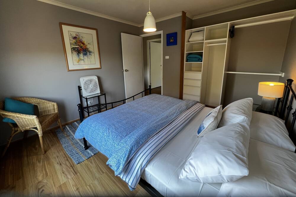 Photo of Bedroom in Preston Beach