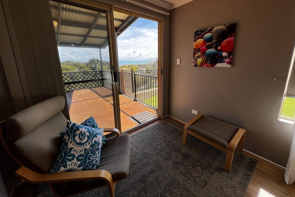 Photo of Livingroom in Preston Beach
