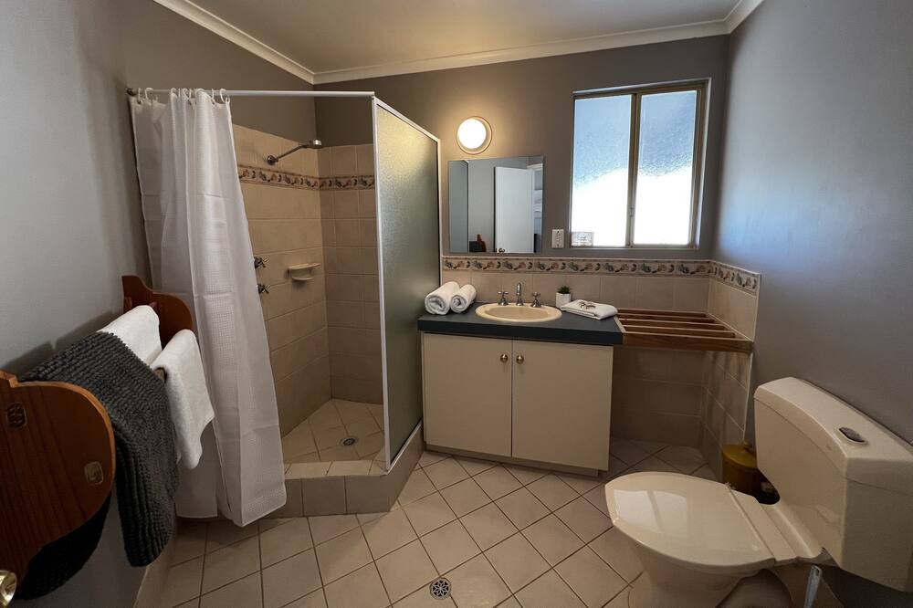 Photo of Bathroom in Preston Beach
