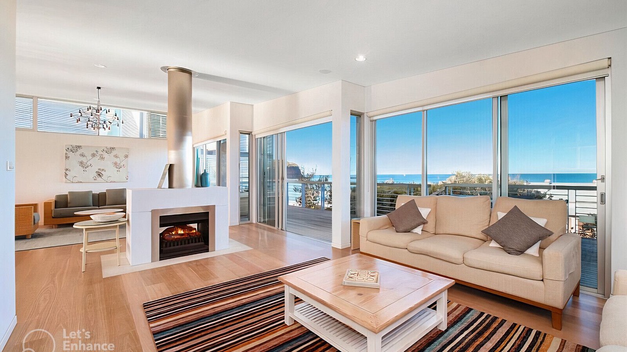 Photo of Livingroom in Macmasters Beach