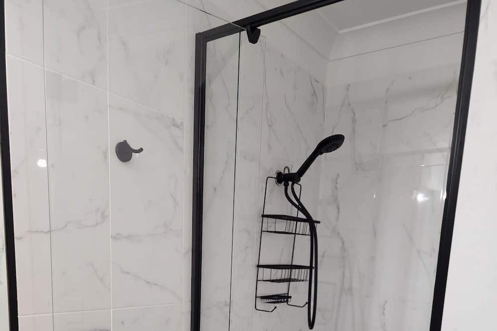 Photo of Bathroom in Molendinar