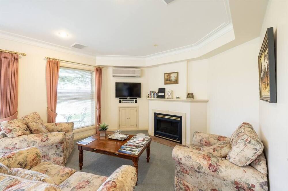 Photo of Livingroom in Mount Panorama