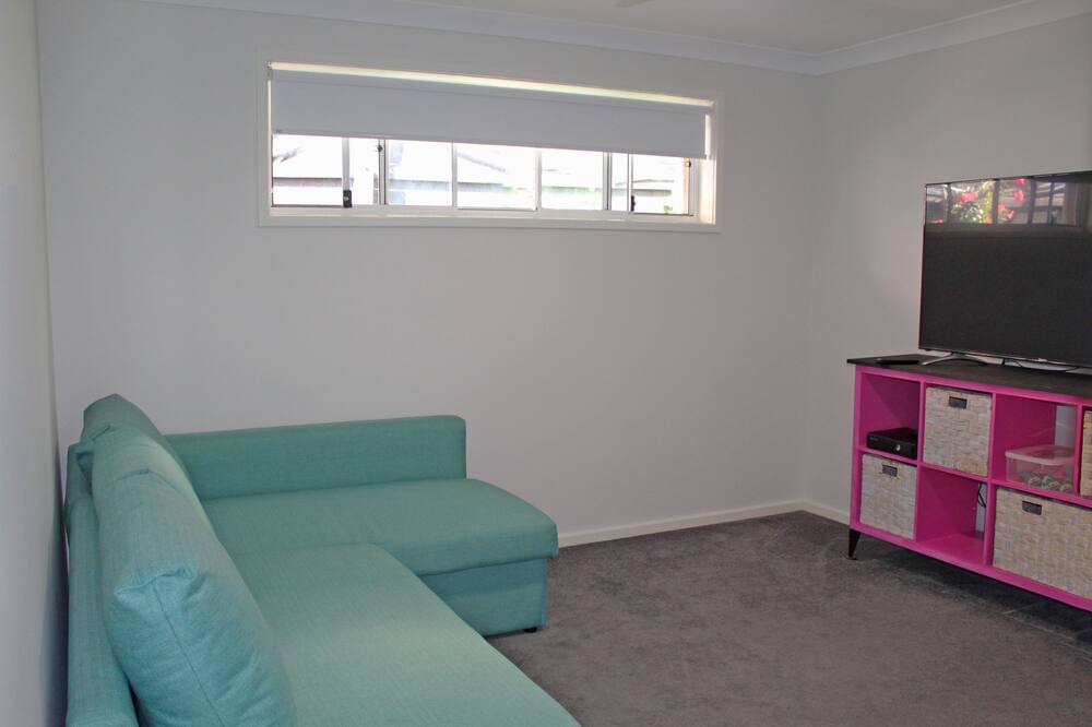 Photo of Livingroom in Smiths Lake