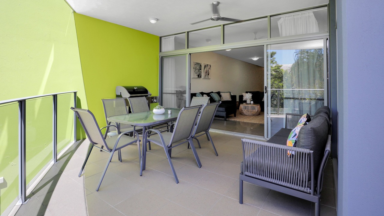 Photo of Patio Balcony in Cairns Central Business District