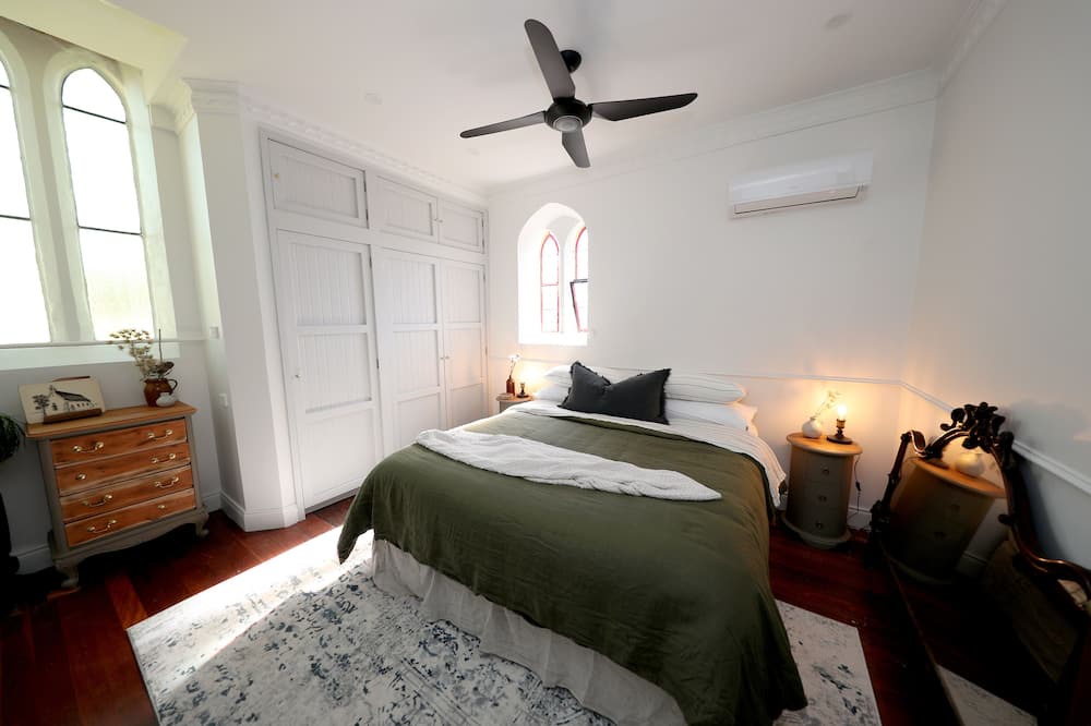 Photo of Bedroom in Hinton