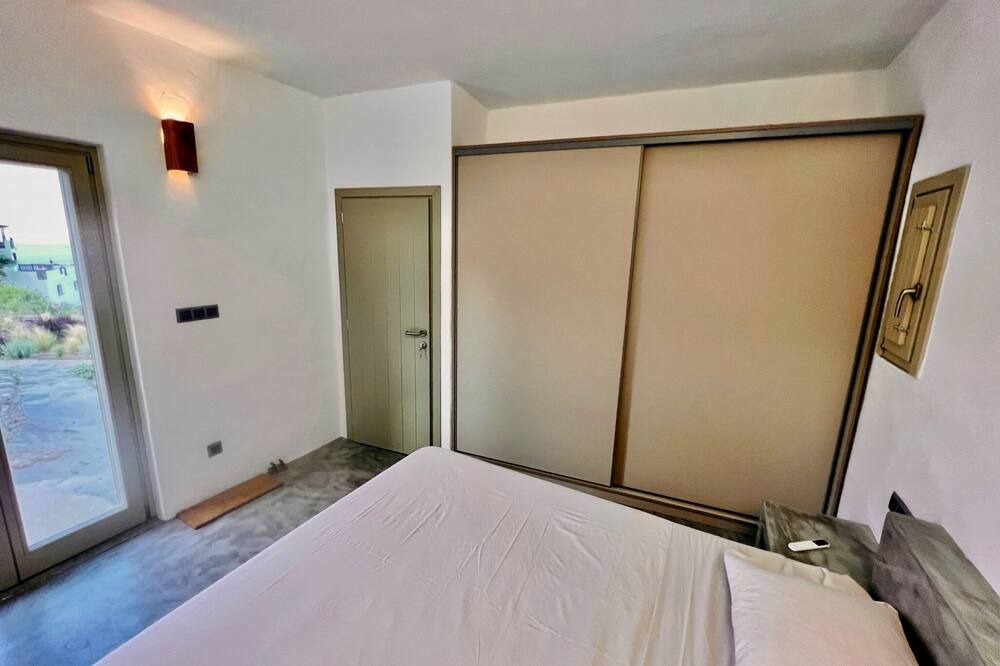 Photo of Bedroom in Apollonia