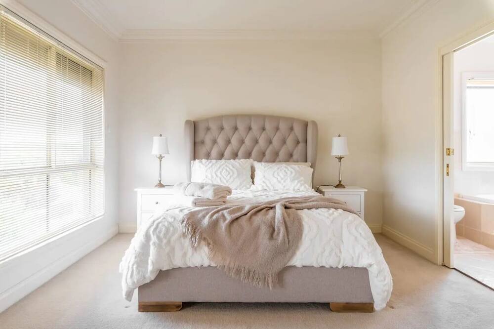 Photo of Bedroom in Highbury