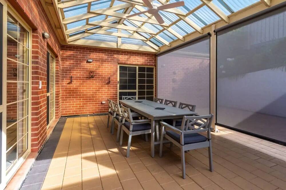 Photo of Outdoor in Highbury