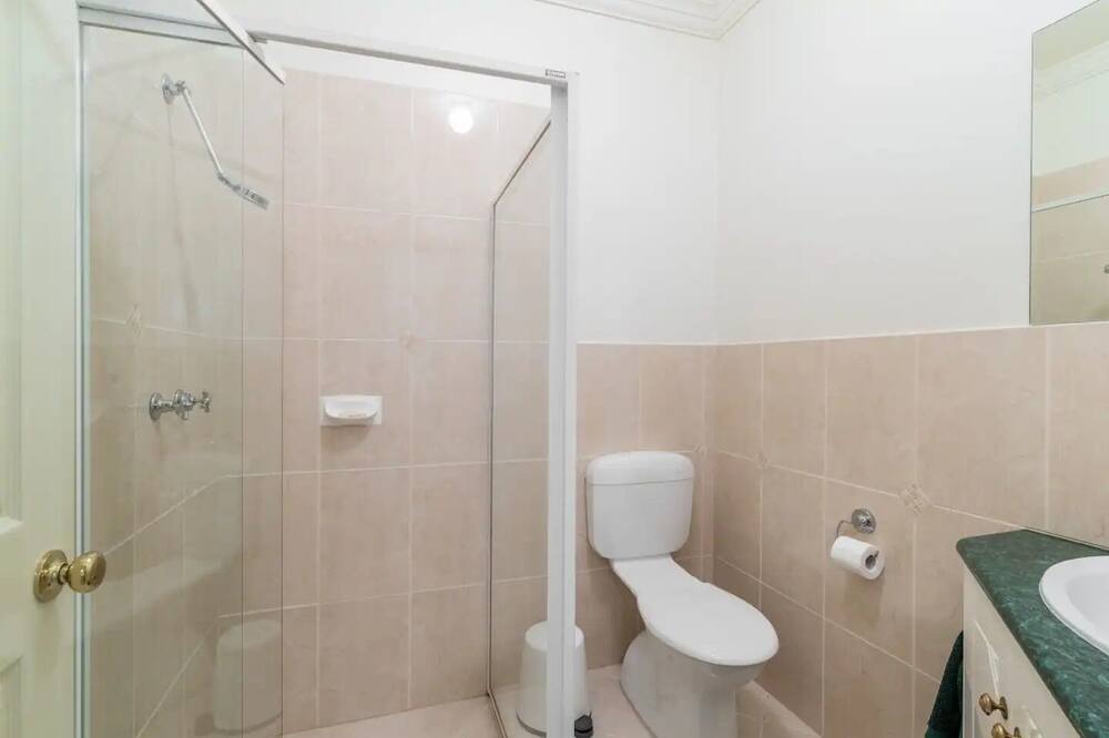 Photo of Bathroom in Highbury