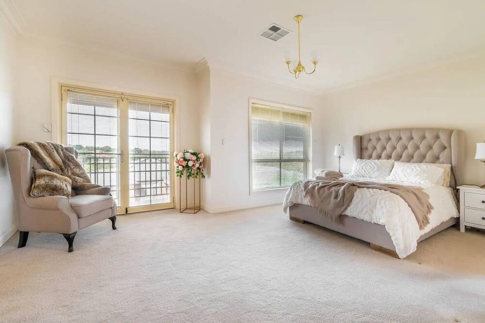 Photo of Bedroom in Highbury