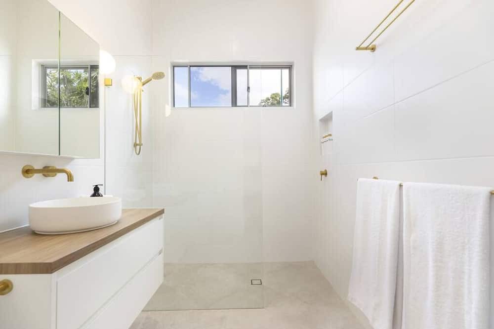 Photo of Bathroom in Valdora