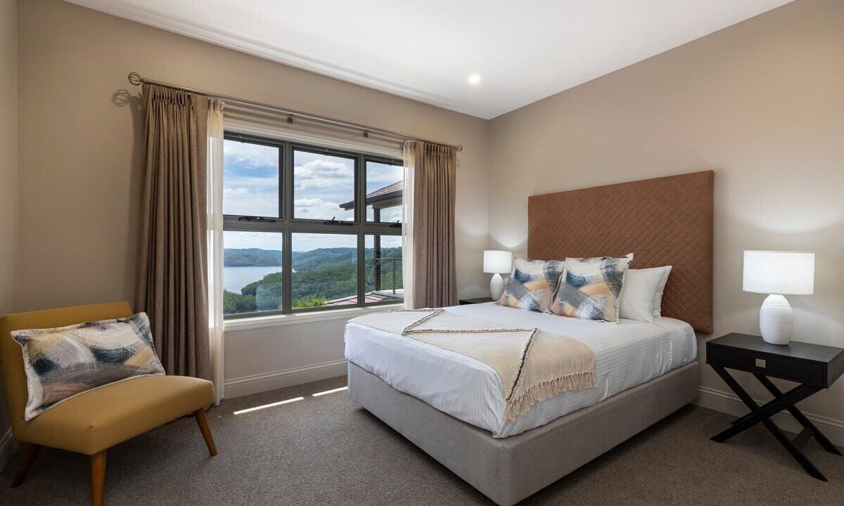 Photo of Others in Balmoral Ridge