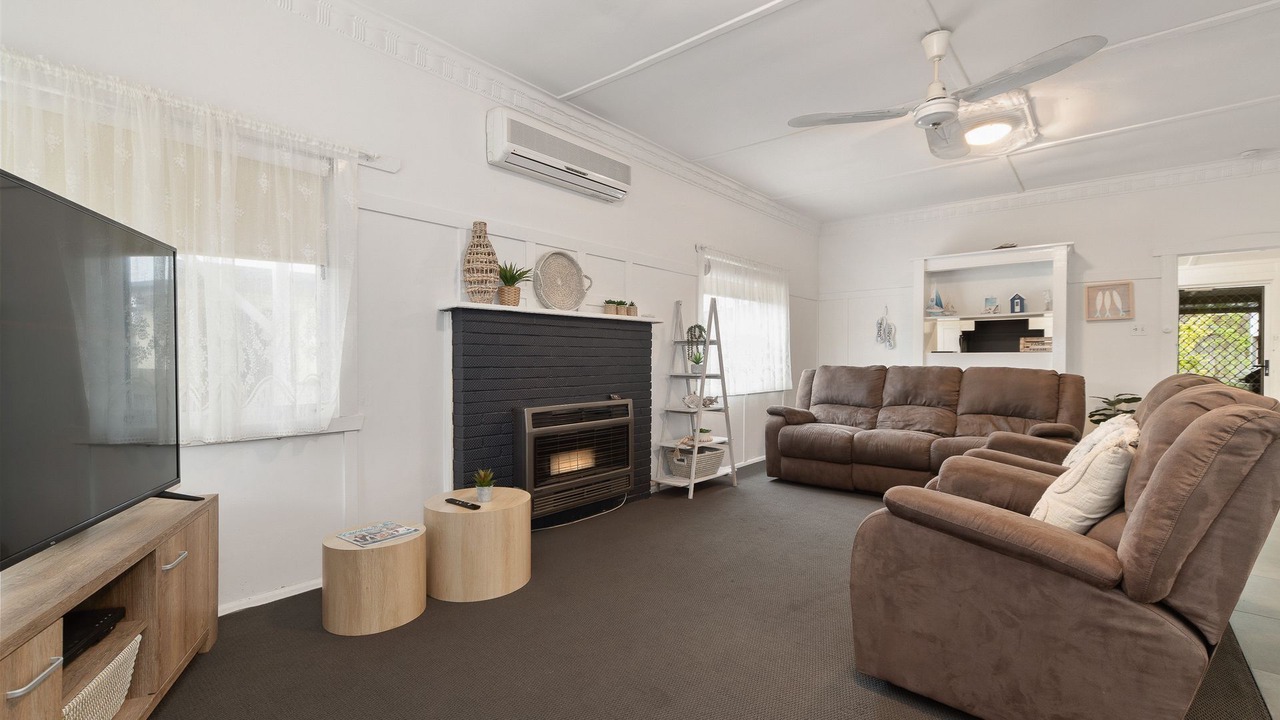 Photo of Livingroom in Rosebud