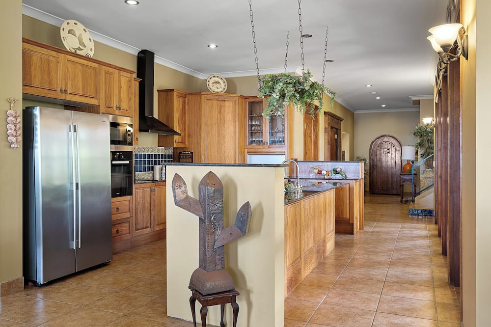 Photo of Kitchen in Swan Bay