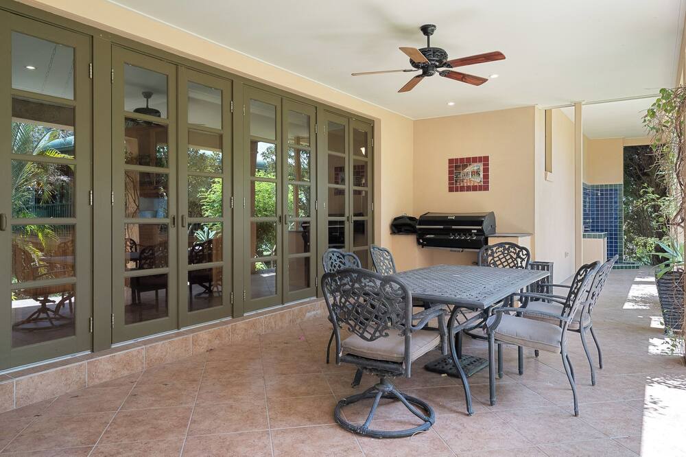 Photo of Patio Balcony in Swan Bay